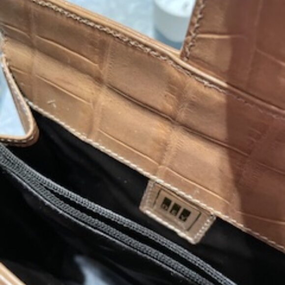 DEY Vintage Croc Design Crossbody or Shoulder Handbag - Picture 5 of 5